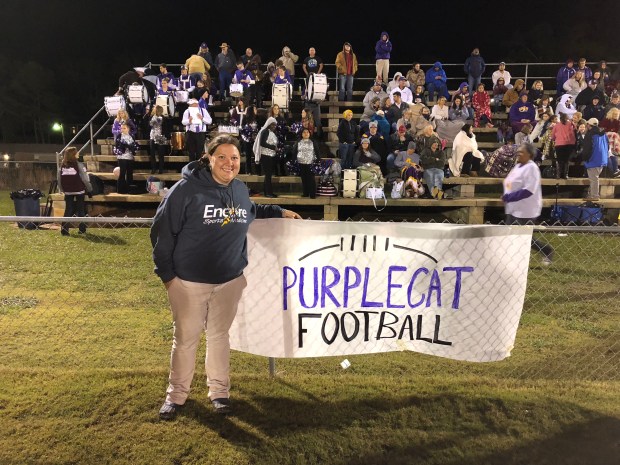 Encore Sports Medicine Athletic Trainer Hannah Whigham on the sidelines #EncoreRehab