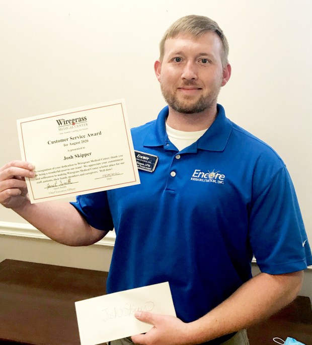 #EncoreRehab Physical Therapist Assistant Josh Skipper was awarded the Wiregrass Medical Center's Customer Serice