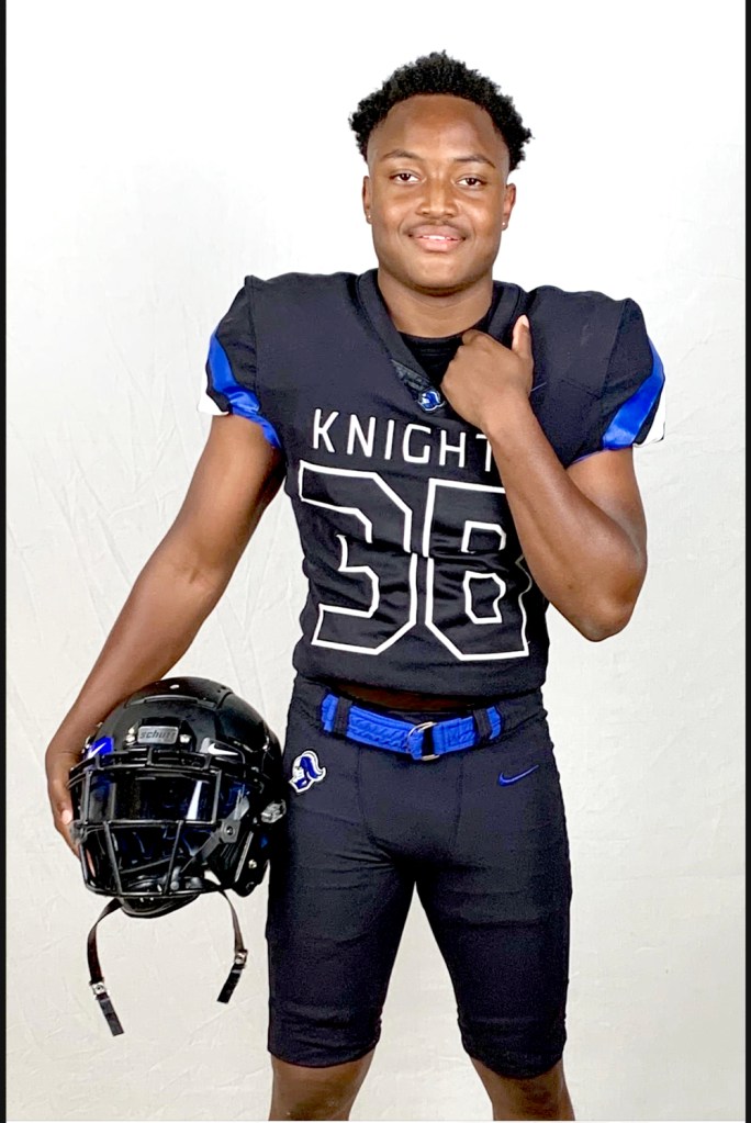 Montgomery Catholic Senior Wille Sagers is Athlete of the Month for #EncoreRehab Pike Road. 
Congratulations! 