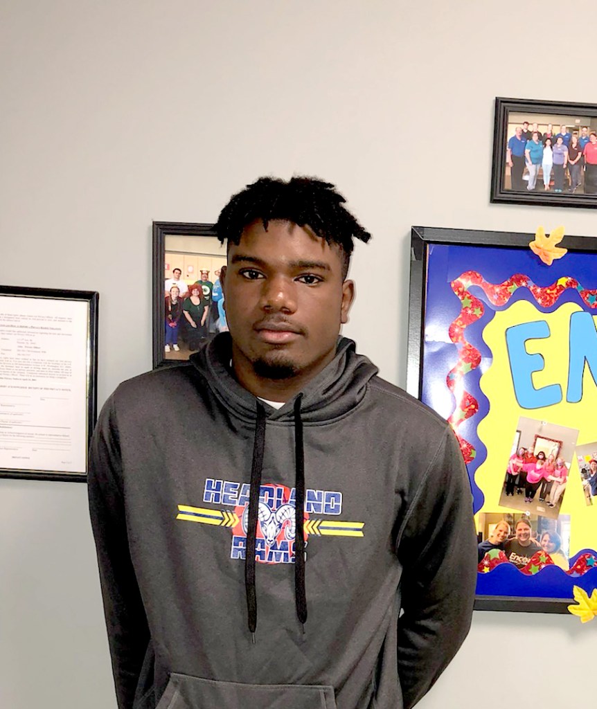Andre Galloway is Athlete of the Month for Encore Rehabilitation - Dothan 