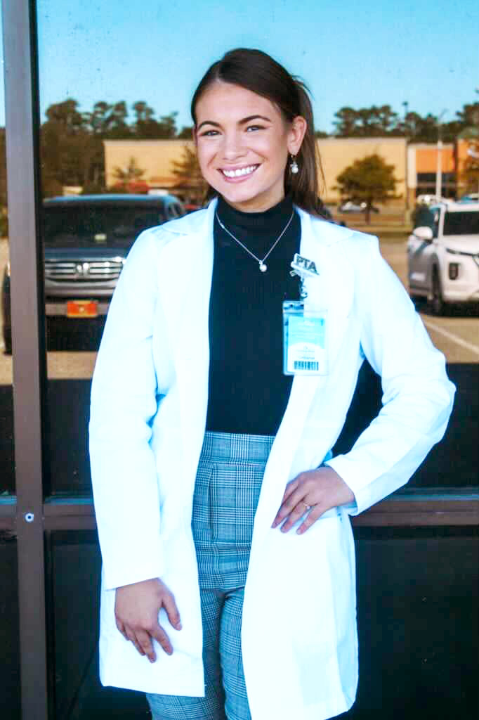 Welcome to Maddie Wilson, LPTA! #EncoreRehab
